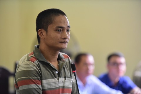Tài xế lái xe tông gãy barie trạm BOT An Sương nhận 18 tháng tù - Ảnh 1. Tài xế lái xe tông gãy barie trạm BOT An Sương nhận 18 tháng tù - Ảnh 1.