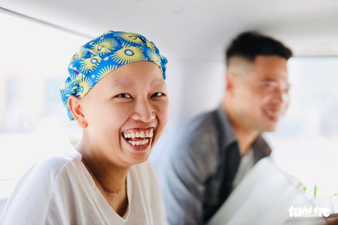 Hai mẹ con chị Liên và bé Bình An cùng ra viện về nhà - Ảnh 3. Hai mẹ con chị Liên và bé Bình An cùng ra viện về nhà - Ảnh 3.