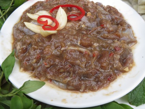 Mắm đùm hấp trong gáo dừa - bạn đã ăn chưa? - Ảnh 2. Mắm đùm hấp trong gáo dừa - bạn đã ăn chưa? - Ảnh 2.