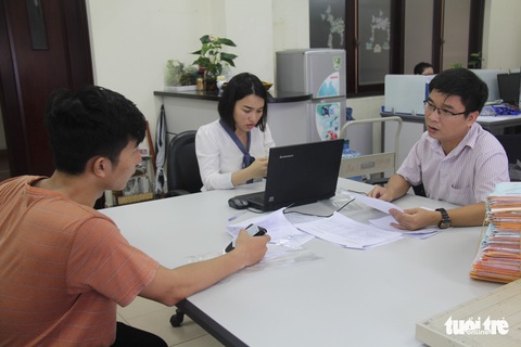 Điểm chuẩn đánh giá năng lực ĐH Kinh tế - luật, ĐH Bách khoa TP.HCM tăng mạnh - Ảnh 1. Điểm chuẩn đánh giá năng lực ĐH Kinh tế - luật, ĐH Bách khoa TP.HCM tăng mạnh - Ảnh 1.