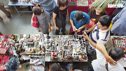 Săn đồ độc vỉa hè - Kỳ cuối: Thợ săn và ông già lạc xoong - Ảnh 1. Săn đồ độc vỉa hè - Kỳ cuối: Thợ săn và ông già lạc xoong - Ảnh 1.