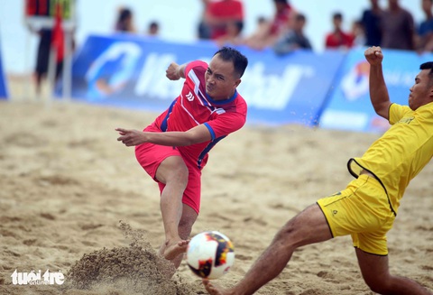 Bóng đá bãi biển vô địch quốc gia 2019 khai mạc sôi động ở Nha Trang - Ảnh 3. Bóng đá bãi biển vô địch quốc gia 2019 khai mạc sôi động ở Nha Trang - Ảnh 3.