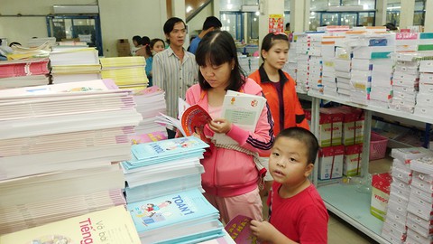 Bắt đầu thẩm định sách giáo khoa lớp 1 - Ảnh 1. Bắt đầu thẩm định sách giáo khoa lớp 1 - Ảnh 1.