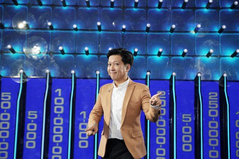Game show mới với Trường Giang hướng đến cầu nối nhân ái - Ảnh 1. Game show mới với Trường Giang hướng đến cầu nối nhân ái - Ảnh 1.