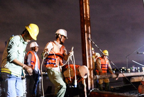 Khó hợp long cầu Thủ Thiêm 2 vào tháng 4-2020 vì vướng giải tỏa - Ảnh 1. Khó hợp long cầu Thủ Thiêm 2 vào tháng 4-2020 vì vướng giải tỏa - Ảnh 1.