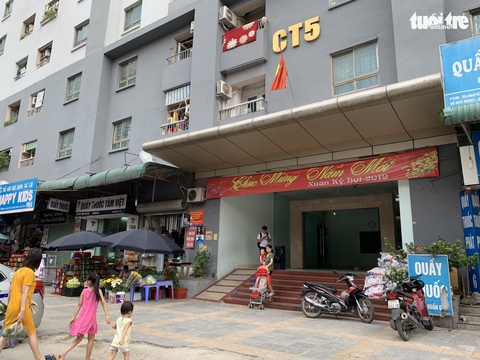 Hà Nội thừa nhận cấp sổ hồng sai, thu hồi sổ hồng cũng sai - Ảnh 1. Hà Nội thừa nhận cấp sổ hồng sai, thu hồi sổ hồng cũng sai - Ảnh 1.