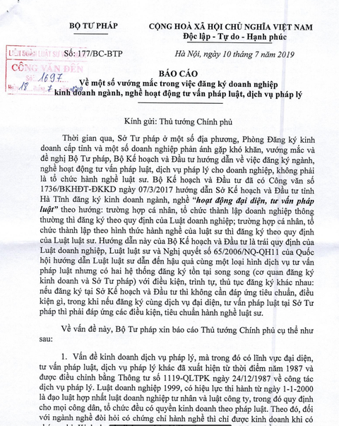 Hoạt động tư vấn pháp luật, đại diện pháp lý phải theo quy định của Luật luật sư - Ảnh 2. Hoạt động tư vấn pháp luật, đại diện pháp lý phải theo quy định của Luật luật sư - Ảnh 2.