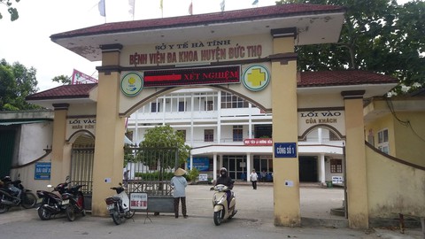 Kỷ luật 1 bác sĩ, 2 hộ sinh vụ thai nhi chết với vết thương ở cổ - Ảnh 1. Kỷ luật 1 bác sĩ, 2 hộ sinh vụ thai nhi chết với vết thương ở cổ - Ảnh 1.