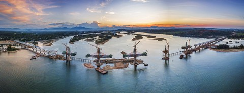 Mở cửa cho cuộc đổi thay - Ảnh 1. Mở cửa cho cuộc đổi thay - Ảnh 1.