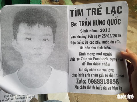 Người cha nghèo 4 tháng ròng rã tìm con trai 8 tuổi lạc giữa Sài Gòn - Ảnh 1. Người cha nghèo 4 tháng ròng rã tìm con trai 8 tuổi lạc giữa Sài Gòn - Ảnh 1.