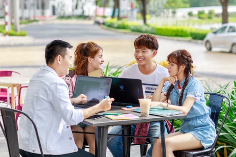 Acer khuyến mãi lớn nhân mùa tựu trường Back To School - Ảnh 5. Acer khuyến mãi lớn nhân mùa tựu trường Back To School - Ảnh 5.