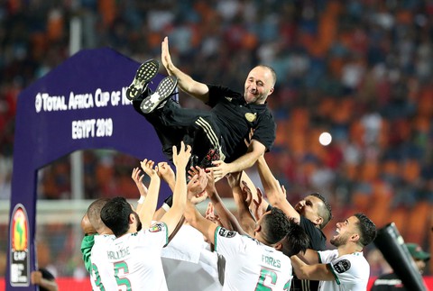 Algeria ăn mừng trong phấn khích sau khi lên ngôi vô địch CAN 2019 - Ảnh 6. Algeria ăn mừng trong phấn khích sau khi lên ngôi vô địch CAN 2019 - Ảnh 6.