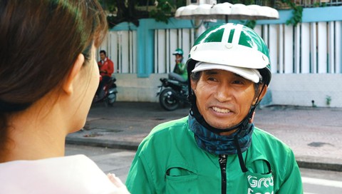 Vui hết biết với xì tai của chú Hiến tổng đài chạy xe ôm - Ảnh 5. Vui hết biết với xì tai của chú Hiến tổng đài chạy xe ôm - Ảnh 5.