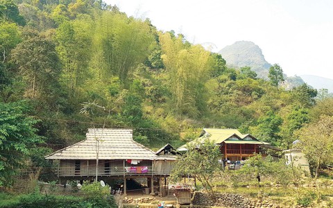 Khoen On - Huội Quảng níu chân người - Ảnh 2. Khoen On - Huội Quảng níu chân người - Ảnh 2.