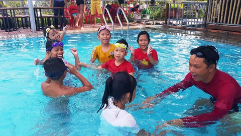 Học bơi để tự cứu mình, cứu người - Ảnh 7. Học bơi để tự cứu mình, cứu người - Ảnh 7.