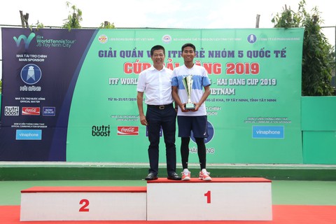 Minh Đức vô địch Giải quần vợt quốc tế ITF trẻ nhóm 5 - Ảnh 2. Minh Đức vô địch Giải quần vợt quốc tế ITF trẻ nhóm 5 - Ảnh 2.