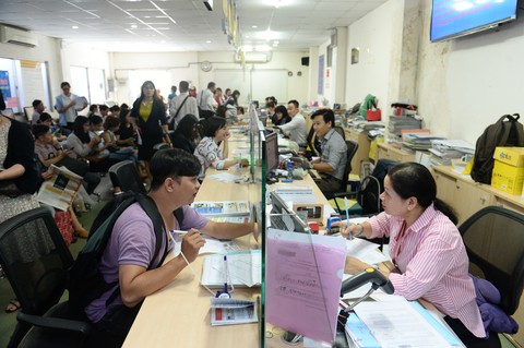 Một chủ tịch HĐQT dấu nắm trong tay, chức vẫn bay gần 3 năm - Ảnh 1. Một chủ tịch HĐQT dấu nắm trong tay, chức vẫn bay gần 3 năm - Ảnh 1.