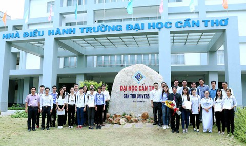 Nhiều trường ĐH công bố điểm sàn xét tuyển từ 14 đến 21 điểm - Ảnh 1. Nhiều trường ĐH công bố điểm sàn xét tuyển từ 14 đến 21 điểm - Ảnh 1.