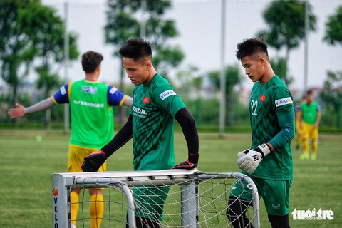 HLV Park Hang-seo hướng dẫn U22 Việt Nam chuẩn bị SEA Games 30 - Ảnh 6. HLV Park Hang-seo hướng dẫn U22 Việt Nam chuẩn bị SEA Games 30 - Ảnh 6.