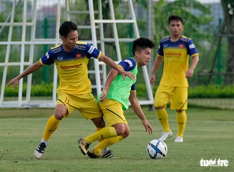 HLV Park Hang-seo hướng dẫn U22 Việt Nam chuẩn bị SEA Games 30 - Ảnh 10. HLV Park Hang-seo hướng dẫn U22 Việt Nam chuẩn bị SEA Games 30 - Ảnh 10.