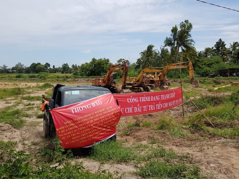 Thầu phụ ngưng làm cao tốc Trung Lương - Mỹ Thuận vì... hết tiền - Ảnh 1. Thầu phụ ngưng làm cao tốc Trung Lương - Mỹ Thuận vì... hết tiền - Ảnh 1.