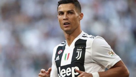 Thoát cáo buộc hiếp dâm, Ronaldo nhẹ gánh trước mùa bóng mới - Ảnh 1. Thoát cáo buộc hiếp dâm, Ronaldo nhẹ gánh trước mùa bóng mới - Ảnh 1.