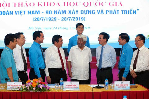 Người lao động có quyền tự do chọn lựa tổ chức công đoàn - Ảnh 1. Người lao động có quyền tự do chọn lựa tổ chức công đoàn - Ảnh 1.