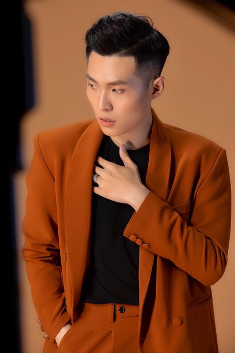 3 năm sau khi tạo hit cho Hari Won, Vương Anh Tú hợp tác với Anh Duy - Ảnh 1. 3 năm sau khi tạo hit cho Hari Won, Vương Anh Tú hợp tác với Anh Duy - Ảnh 1.
