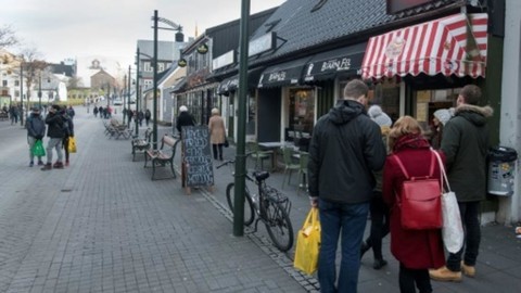 Iceland là quốc gia có chi phí sinh hoạt đắt đỏ nhất châu Âu - Ảnh 1. Iceland là quốc gia có chi phí sinh hoạt đắt đỏ nhất châu Âu - Ảnh 1.