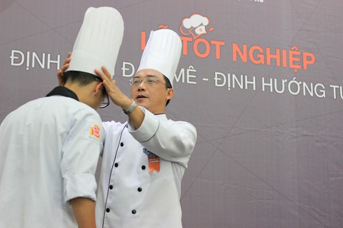Định hướng cho tương lai nghề bếp trưởng - Ảnh 1. Định hướng cho tương lai nghề bếp trưởng - Ảnh 1.
