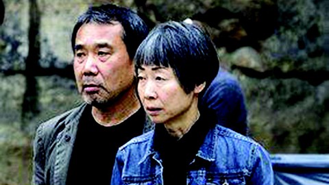 haruki murakami and his wife yoko photo fredericclad (read-only) haruki murakami and his wife yoko photo fredericclad (read-only)