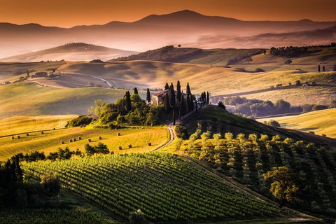 Khám phá con đường rượu vang Toscany - miền trung nước Ý - Ảnh 2. Khám phá con đường rượu vang Toscany - miền trung nước Ý - Ảnh 2.