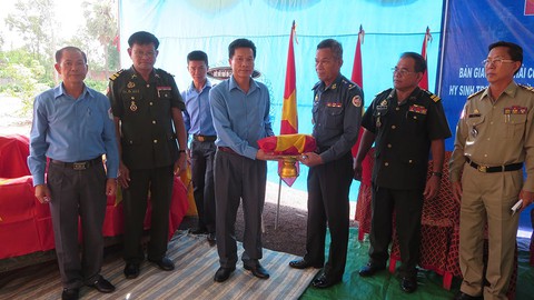 Trở về đất mẹ - Kỳ 4: Vùng nguy hiểm - Ảnh 4. Trở về đất mẹ - Kỳ 4: Vùng nguy hiểm - Ảnh 4.