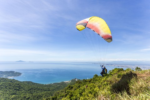 Dù lượn ‘Bay trên Tiên Sa’ - Ảnh 5. Dù lượn ‘Bay trên Tiên Sa’ - Ảnh 5.