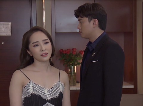 Về nhà đi con: Khán giả moi cả đời tư diễn viên ra vì đóng vai ác? - Ảnh 1. Về nhà đi con: Khán giả moi cả đời tư diễn viên ra vì đóng vai ác? - Ảnh 1.