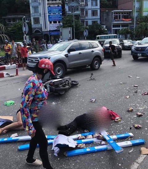 Khởi tố tài xế gây tai nạn làm 2 người chết gần chân cầu Bãi Cháy - Ảnh 1. Khởi tố tài xế gây tai nạn làm 2 người chết gần chân cầu Bãi Cháy - Ảnh 1.