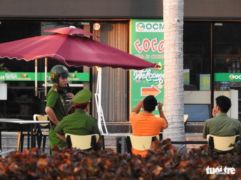Công an bao vây, phá đường dây đánh bạc của người Trung Quốc - Ảnh 4. Công an bao vây, phá đường dây đánh bạc của người Trung Quốc - Ảnh 4.