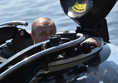 Ông Putin: Nga sẽ xây dựng một hạm đội độc nhất vô nhị - Ảnh 9. Ông Putin: Nga sẽ xây dựng một hạm đội độc nhất vô nhị - Ảnh 9.