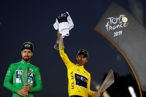 Cua-rơ Egan Bernal vô địch Tour de France 2019 - Ảnh 1. Cua-rơ Egan Bernal vô địch Tour de France 2019 - Ảnh 1.