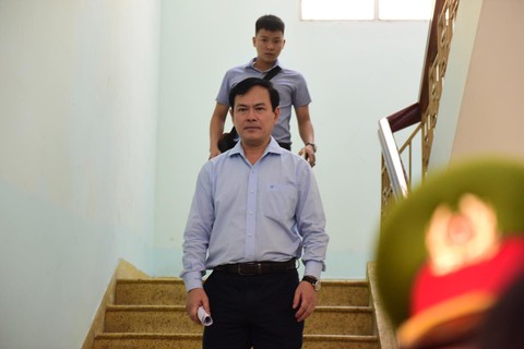 Vụ Nguyễn Hữu Linh: Đổi thẩm phán trong phiên xét xử lần 2 - Ảnh 1. Vụ Nguyễn Hữu Linh: Đổi thẩm phán trong phiên xét xử lần 2 - Ảnh 1.