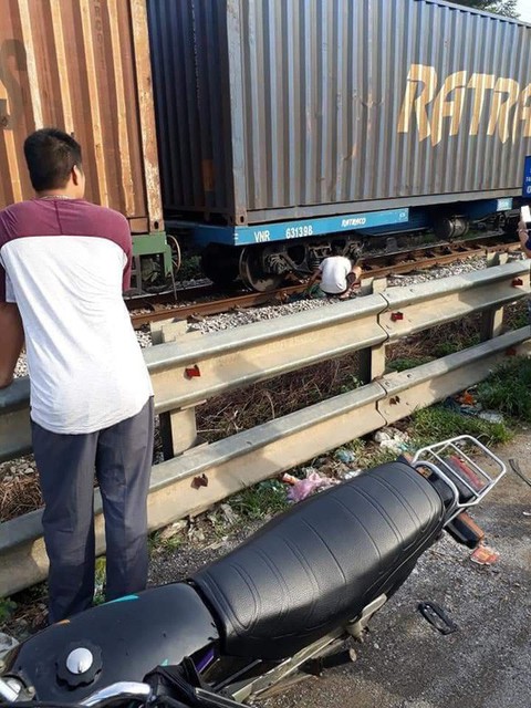 Người mẹ của ca sĩ Châu Việt Cường sống trong nghèo khó - Ảnh 2. Người mẹ của ca sĩ Châu Việt Cường sống trong nghèo khó - Ảnh 2.