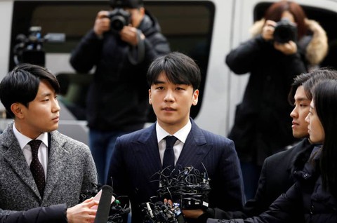 Seungri bị truy tố tội danh mại dâm và đánh bạc, dân Hàn thỏa mãn - Ảnh 1. Seungri bị truy tố tội danh mại dâm và đánh bạc, dân Hàn thỏa mãn - Ảnh 1.