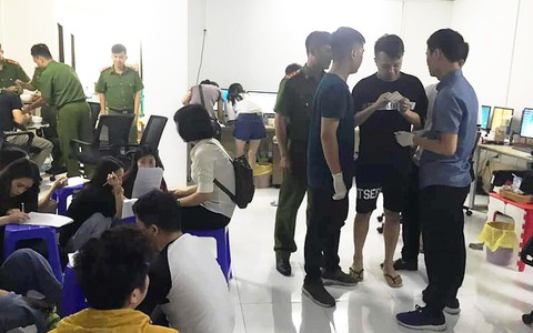 Đường dây đánh bạc khủng ở Hải Phòng: Dẫn độ gần 400 nghi phạm về Trung Quốc - Ảnh 1. Đường dây đánh bạc khủng ở Hải Phòng: Dẫn độ gần 400 nghi phạm về Trung Quốc - Ảnh 1.