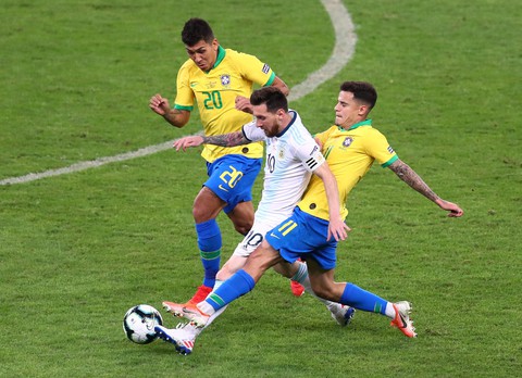 Messi bất lực, Argentina thua Brazil ở bán kết Copa America 2019 - Ảnh 2. Messi bất lực, Argentina thua Brazil ở bán kết Copa America 2019 - Ảnh 2.
