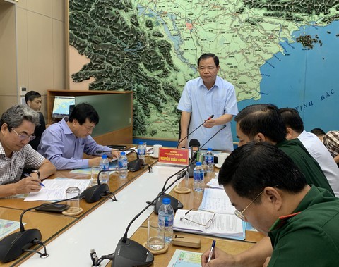 Tâm bão số 2 hướng vào Hải Phòng, tuyệt đối không chủ quan - Ảnh 1. Tâm bão số 2 hướng vào Hải Phòng, tuyệt đối không chủ quan - Ảnh 1.