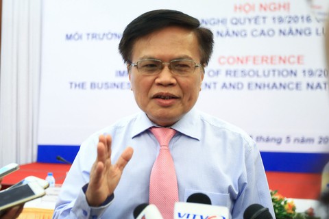 TS Nguyễn Đình Cung: VINFAST, quan trọng là người Việt làm chủ - Ảnh 1. TS Nguyễn Đình Cung: VINFAST, quan trọng là người Việt làm chủ - Ảnh 1.
