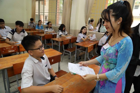 TP.HCM: tránh ảo nên chậm công bố điểm chuẩn lớp 10 - Ảnh 1. TP.HCM: tránh ảo nên chậm công bố điểm chuẩn lớp 10 - Ảnh 1.