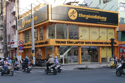 Thế Giới Di Động khai trương trung tâm laptop chính hãng quy mô lớn - Ảnh 1. Thế Giới Di Động khai trương trung tâm laptop chính hãng quy mô lớn - Ảnh 1.