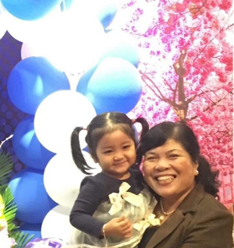 Vượt qua ung thư, cười hết phần người khác, sống vui 20 năm - Ảnh 2. Vượt qua ung thư, cười hết phần người khác, sống vui 20 năm - Ảnh 2.