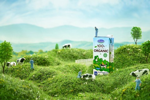 Chuyện chưa kể của bộ ảnh sữa tươi Organic - Ảnh 1. Chuyện chưa kể của bộ ảnh sữa tươi Organic - Ảnh 1.